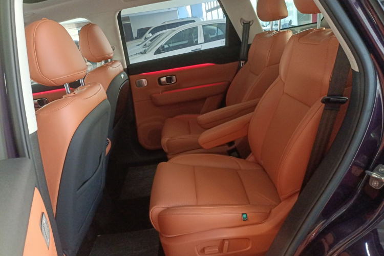 零跑汽车 零跑C16 2024款 增程 200激光雷达版中控内饰7004