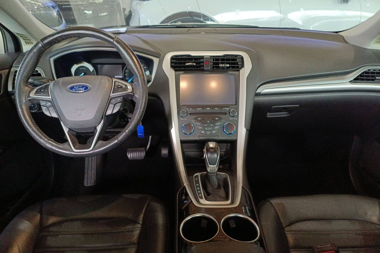 福特 蒙迪欧 2013款 1.5L GTDi180时尚型中控内饰12