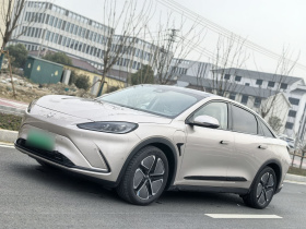 ARCFOX极狐 极狐 阿尔法S6 2025款 735MAX 160kW