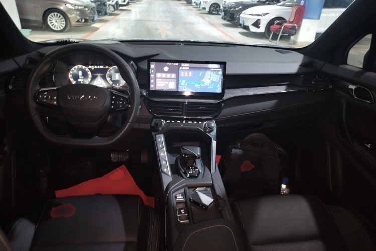 领克06 2023款 Remix 1.5T 劲Pro中控内饰12