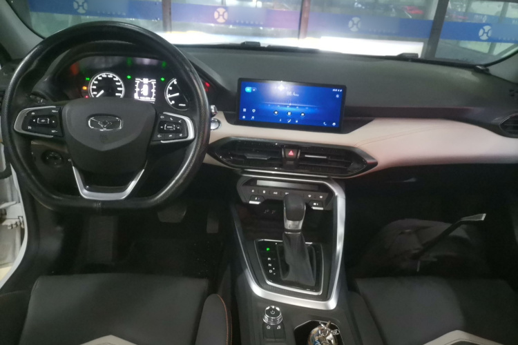 凯翼 轩度 2021款 1.5T CVT扎起版中控内饰7002