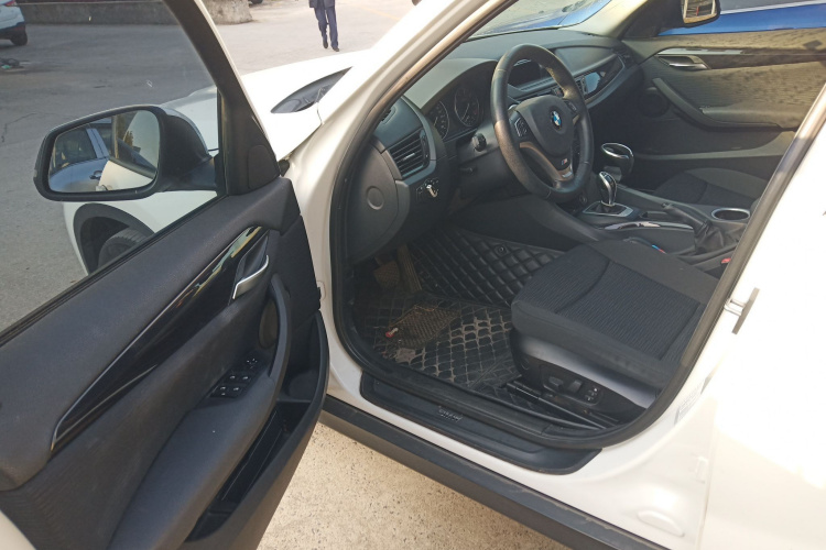 宝马X1 2015款 sDrive18i 时尚晋级版中控内饰20