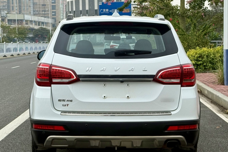 哈弗H6 2015款 运动版 1.5T 自动两驱豪华型车身外观6006