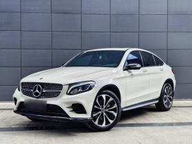奔驰GLC轿跑 2018款 GLC 260 4MATIC 轿跑SUV