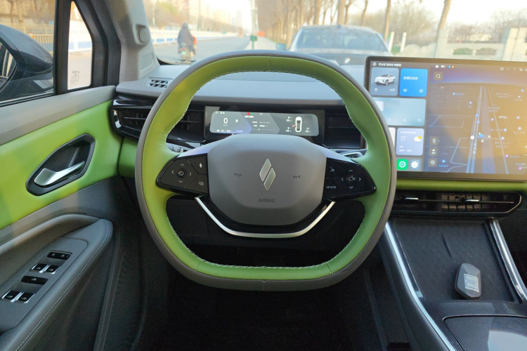 睿蓝汽车 睿蓝7 2023款 605km 猎光局部细节13