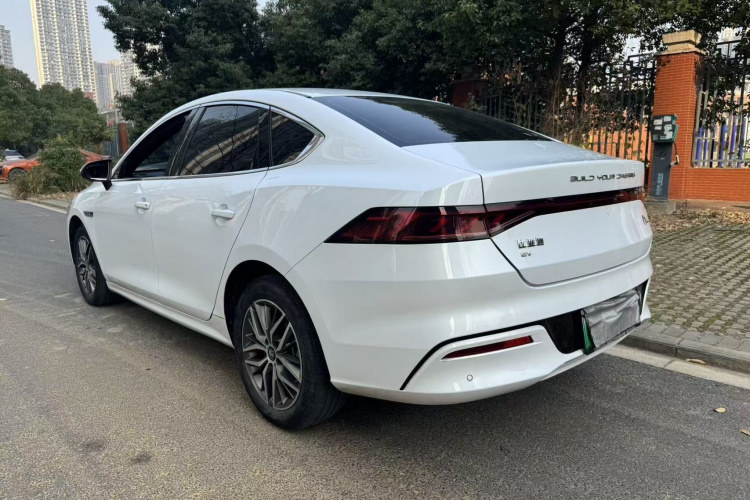 比亚迪 秦PLUS 2023款 冠军版 EV 420KM领先型车身外观6006