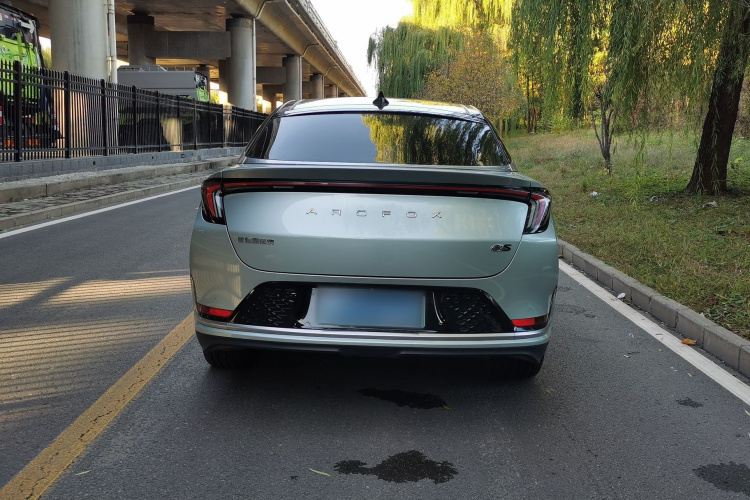 ARCFOX极狐 极狐 阿尔法S(ARCFOX αS) 2021款 708S+ 160kW车身外观6004