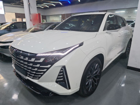 长安UNI-Z新能源 2024款 蓝鲸智电iDD 125km 卓越型