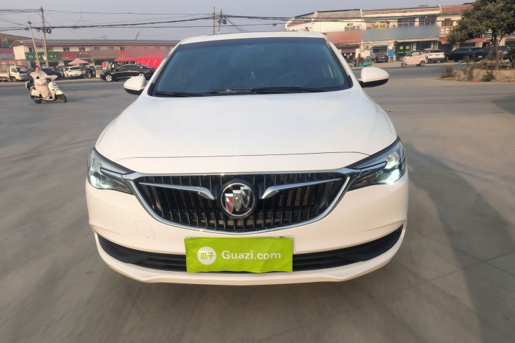 别克 英朗 2021款 改款 典范 1.5L 自动精英型车身外观2