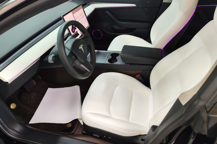 特斯拉 Model 3 2022款 后轮驱动版局部细节19