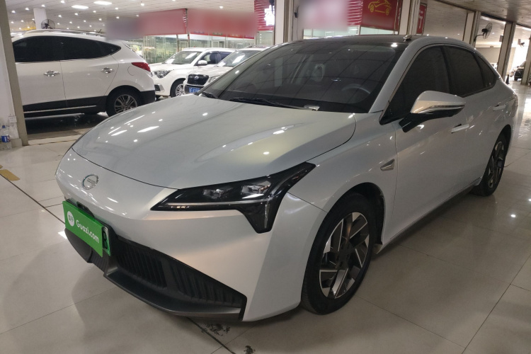 埃安 AION S Plus 2023款 70 智驾版 三元锂车身外观1