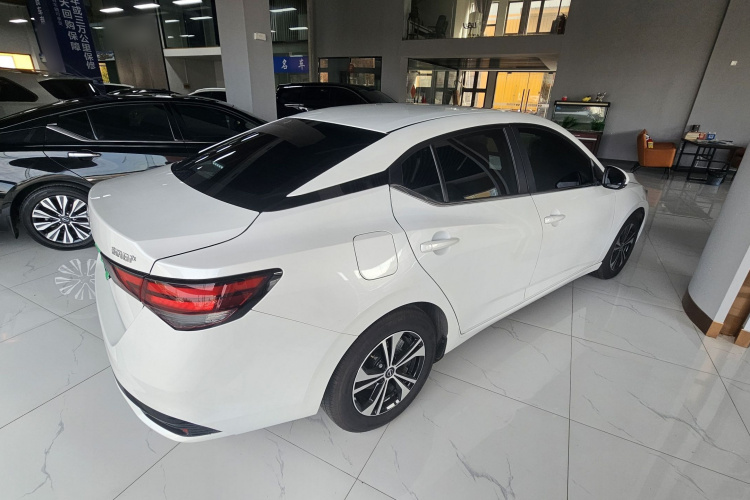 日产 轩逸 2023款 1.6L CVT悦享版车身外观7
