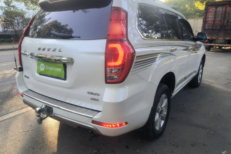 哈弗H9 2017款 2.0T 汽油四驱尊享型 5座车身外观7