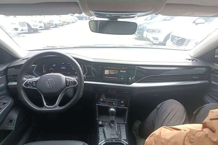 大众 帕萨特 2023款 改款 330TSI 星空精英版中控内饰12