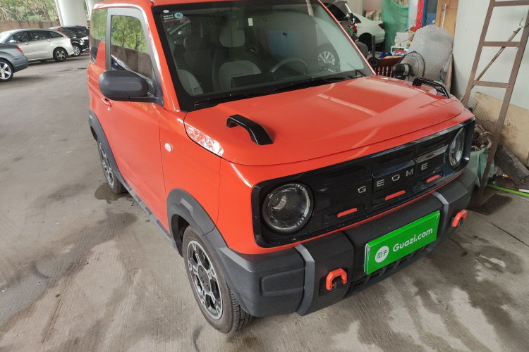 吉利银河 2025款 210km 熊猫骑士车身外观3