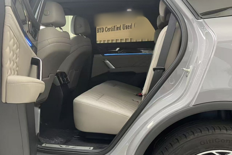 比亚迪 唐新能源 2025款 DM-i 115KM 旗舰型中控内饰7003