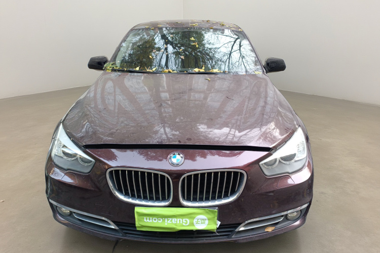 宝马5系GT 2014款 535i 豪华型车身外观2
