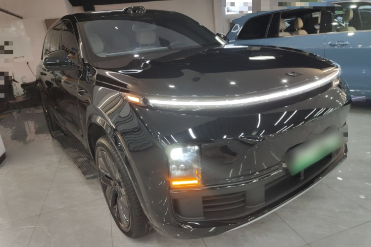 理想汽车 理想L9 2024款 Ultra车身外观3