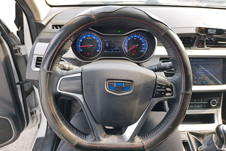 吉利汽车 远景 2018款 1.5L 手动幸福版中控内饰13