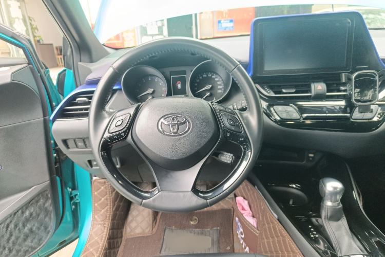 丰田C-HR 2020款 2.0L 豪华版局部细节13
