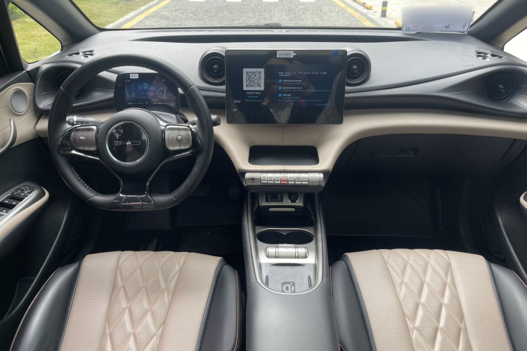 比亚迪 海豚 2021款 405km 时尚版中控内饰7002