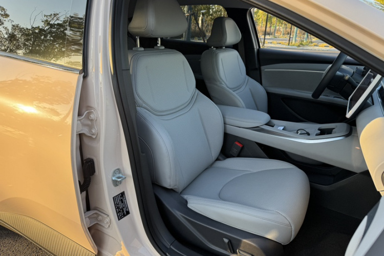 小鹏MONA M03 2024款 620 超长续航局部细节41