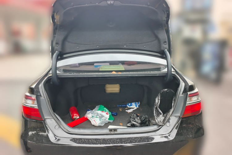 丰田 凯美瑞 2015款 2.0E 精英版局部细节23