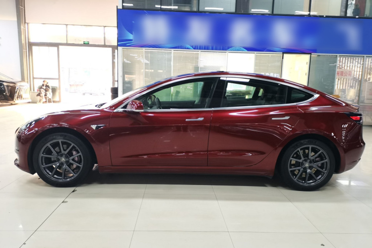 特斯拉 Model 3 2020款 改款 标准续航后驱升级版车身外观4