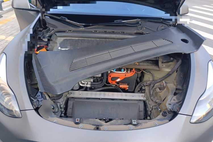 特斯拉 Model Y 2022款 改款 后轮驱动版局部细节24