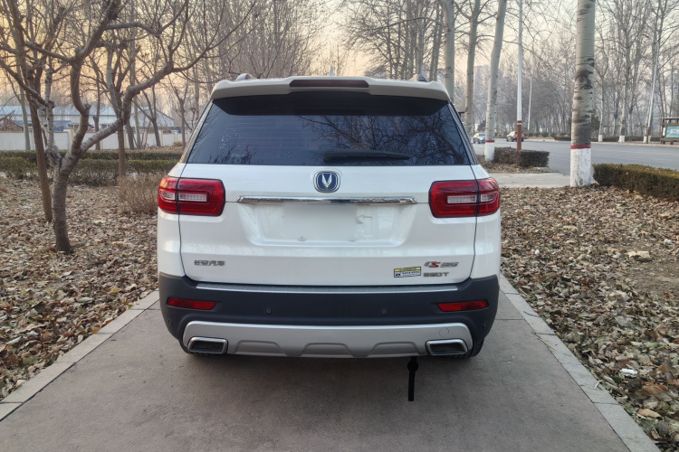 长安CS95 2017款 2.0T 两驱智途版车身外观6004