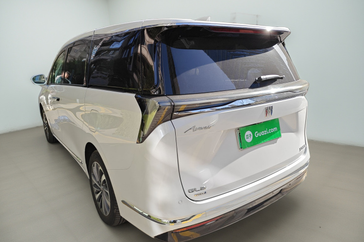 别克GL8新能源 2026款 陆尊 尊享版车身外观5