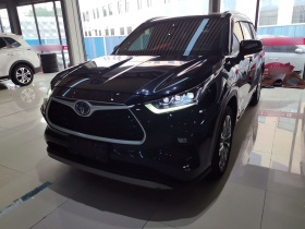 丰田 汉兰达 2022款 双擎 2.5L 四驱尊贵版 7座