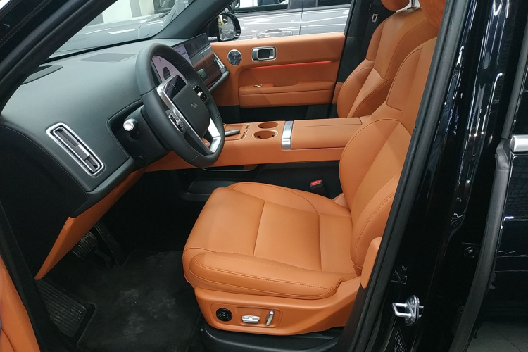 理想汽车 理想L6 2025款 Max 智能焕新版局部细节19