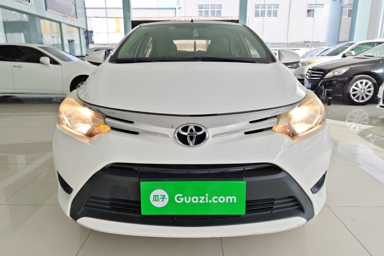 丰田 威驰 2014款 1.5L 手动智臻版车身外观2