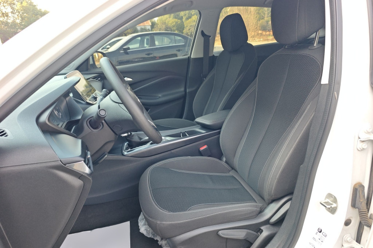 别克 威朗 2023款 Pro 乐逸版中控内饰19