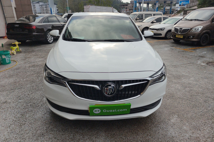 别克 英朗 2021款 改款 1.3T 自动轻混动精英型车身外观2