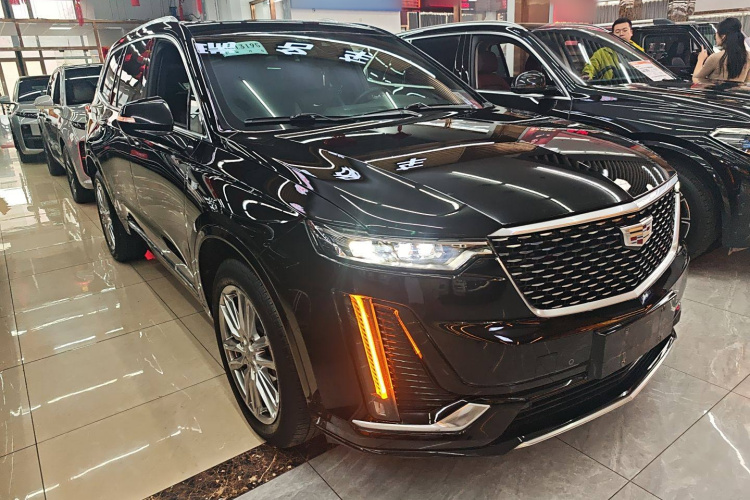 凯迪拉克XT6 2022款 2.0T 六座四驱豪华型标准版车身外观3