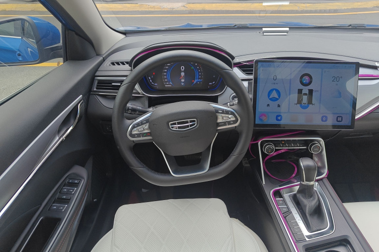 吉利汽车 缤瑞 2019款 200T DCT缤致版中控内饰13