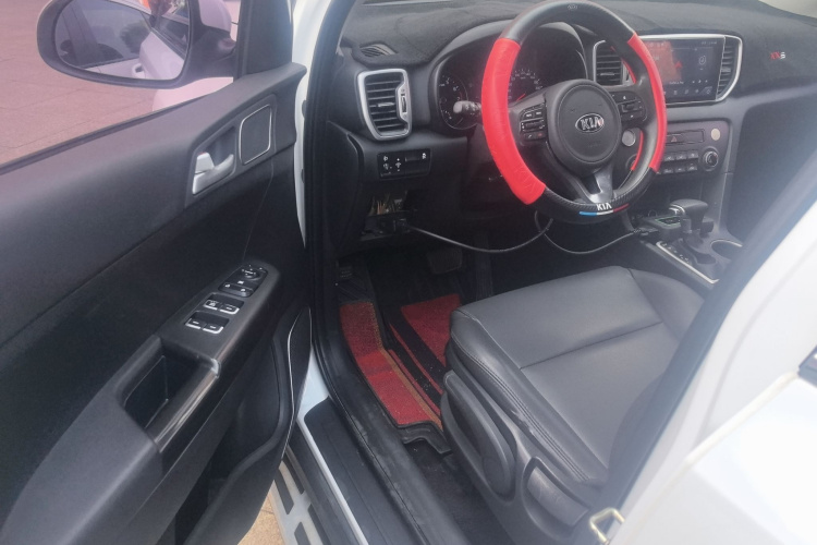 起亚KX5 2016款 2.0L 自动两驱GL中控内饰20