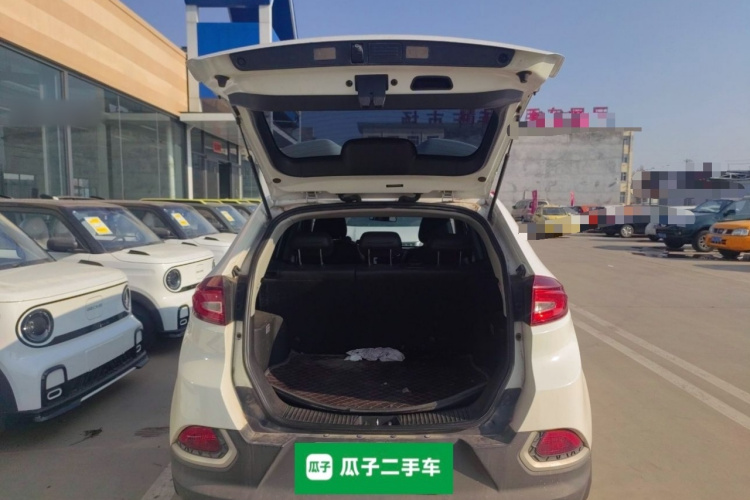 名爵 锐腾 2015款 2.0TGI TST豪华版机舱底盘23