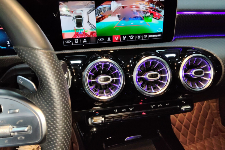 奔驰A级 2020款 改款 A 200 L 运动轿车时尚型局部细节16