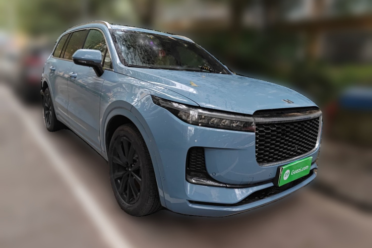 理想汽车 理想ONE 2021款 增程6座版车身外观3