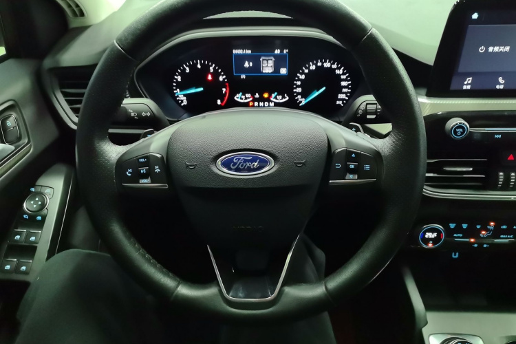 福特 福克斯 2020款 两厢 EcoBoost 180 自动锋潮型中控内饰13
