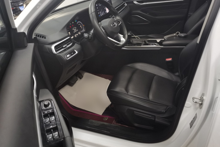 吉利汽车 帝豪 2023款 第4代冠军版 1.5L CVT尊贵型中控内饰19