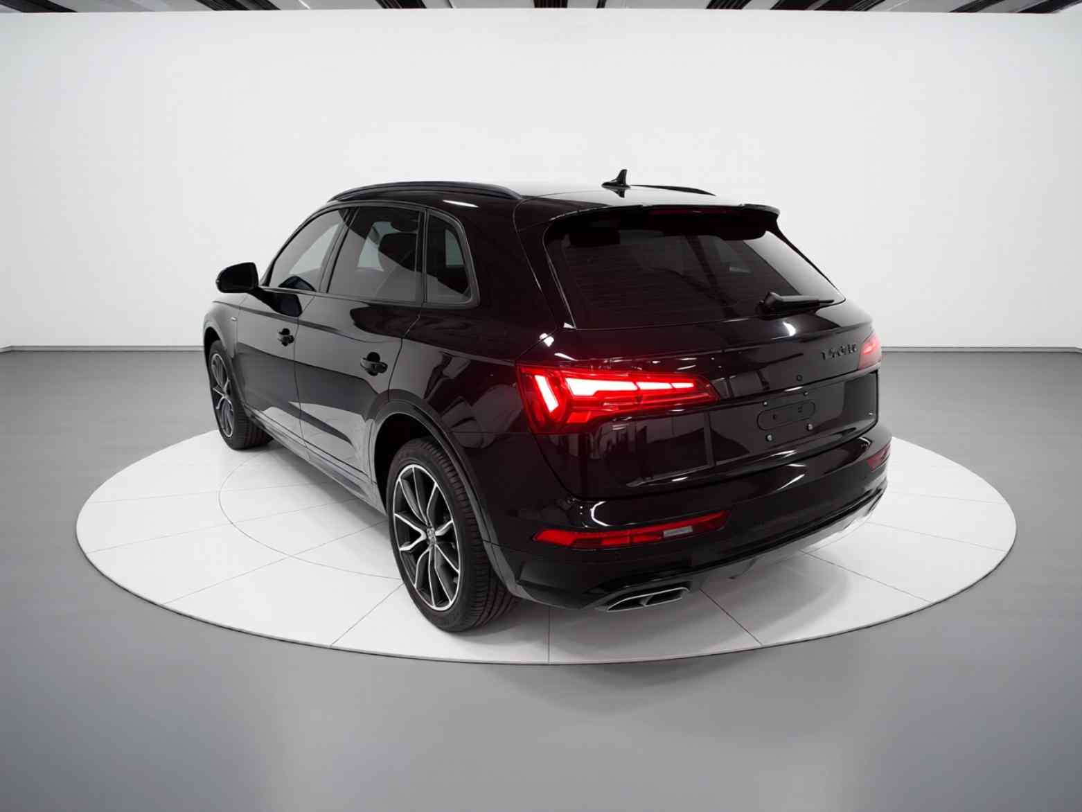奥迪Q5L 2025款 40 TFSI 豪华动感型(3)