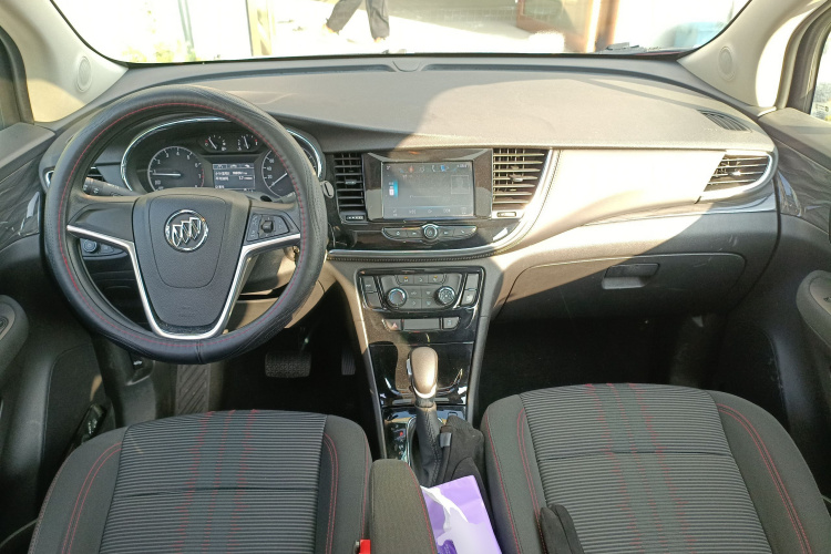 别克 昂科拉 2018款 18T 自动两驱都市领先型中控内饰7002