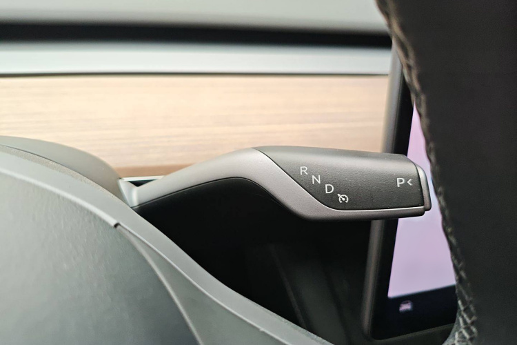 特斯拉 Model Y 2021款 标准续航后驱版局部细节18