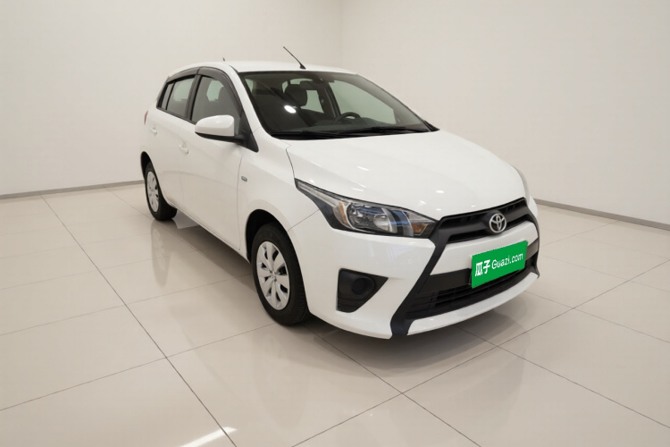 丰田 YARiS L 致炫 2014款 1.3E 手动魅动版车身外观3