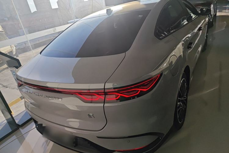 比亚迪 汉 2025款 EV 701KM激光雷达智驾型车身外观6