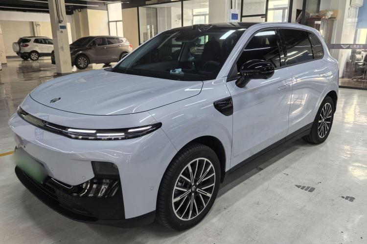 零跑汽车 零跑B10 2025款 510激光雷达版车身外观1